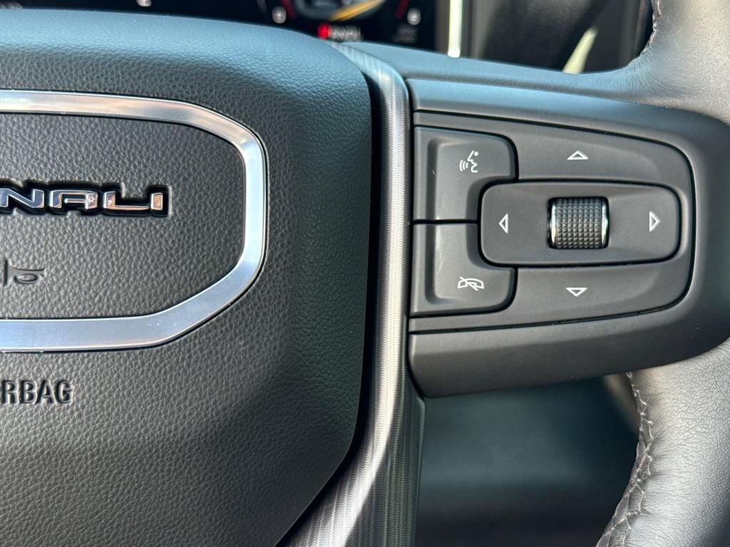 Used 2026 GMC Sierra 2500 Denali Ultimate AWD/4WD image 18