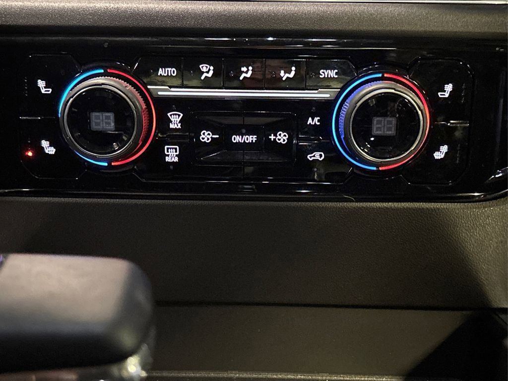 Used 2023 Chevrolet Silverado 1500 RST w/ Z71 Off-Road Package image 31