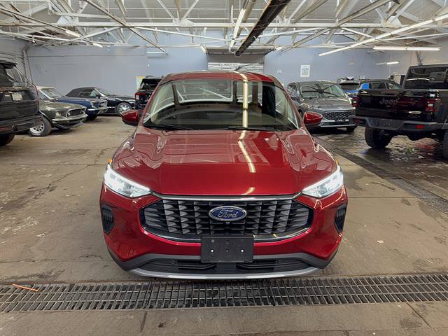 Certified 2023 Ford Escape Active w/ Tech Pack #2 AWD/4WD image 8