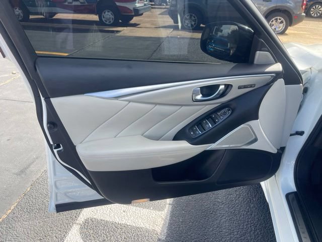 Used 2023 INFINITI Q50 Luxe w/ Cargo Package RWD image 13