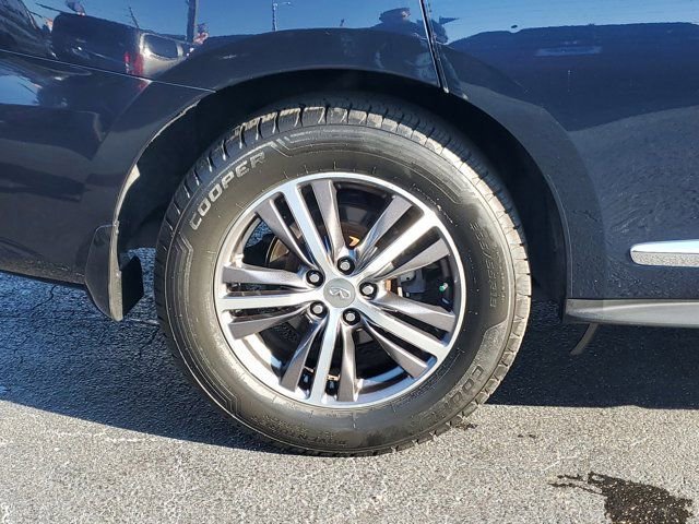 Used 2019 INFINITI QX60 Luxe w/ Essential Package image 7