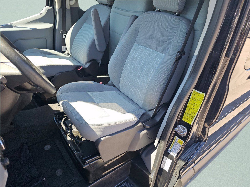 Certified 2019 Ford Transit 350 XLT RWD image 6