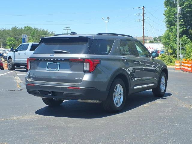 Certified 2025 Ford Explorer Active AWD/4WD image 5