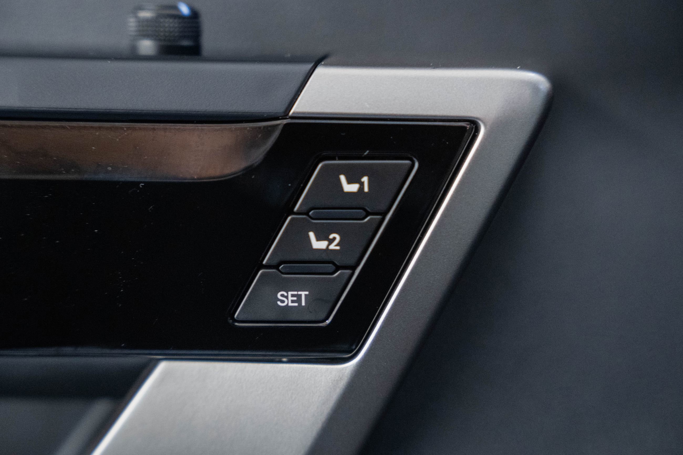 Used 2024 Toyota Tundra Limited image 48