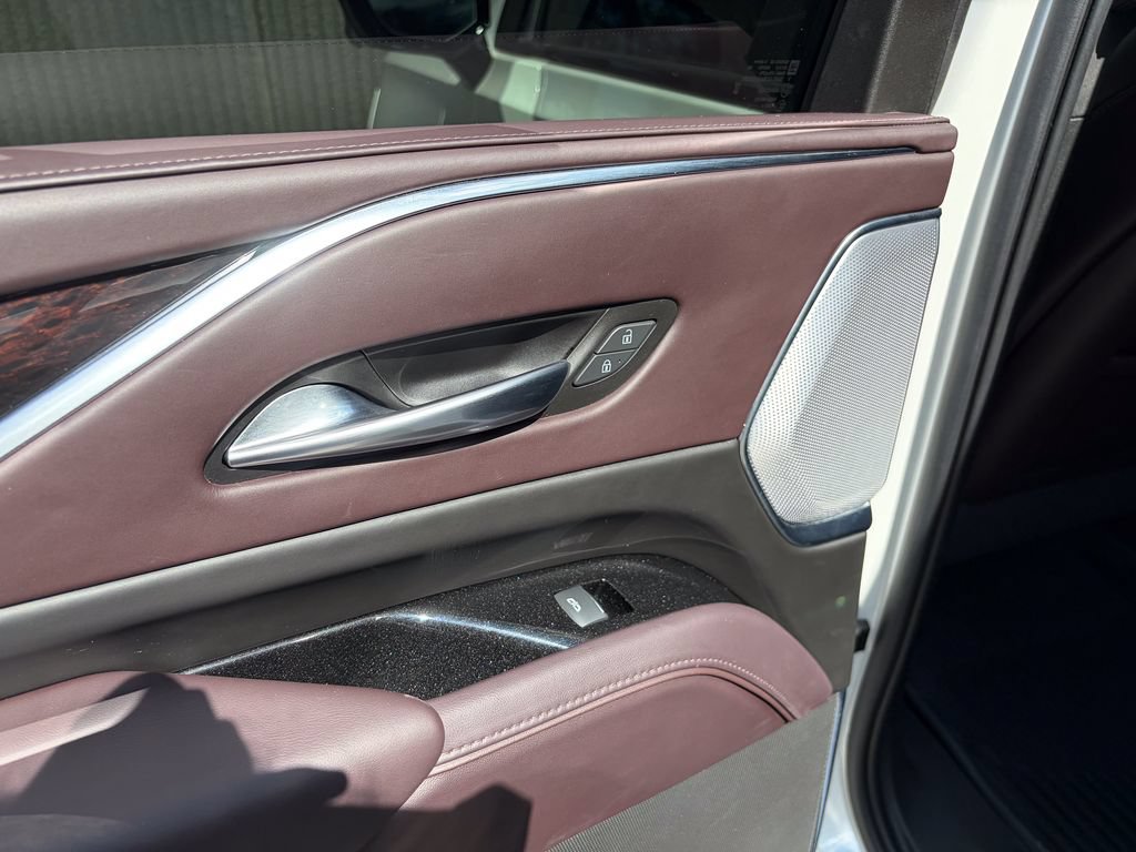 Used 2022 Cadillac Escalade Sport Platinum AWD/4WD image 22