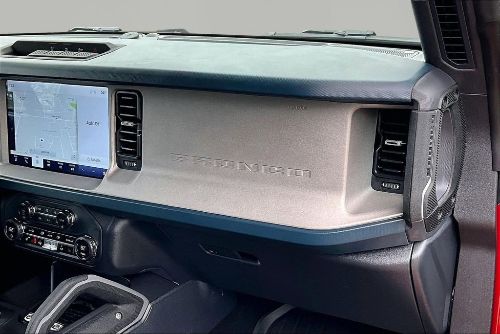 Certified 2024 Ford Bronco Outer Banks AWD/4WD image 17