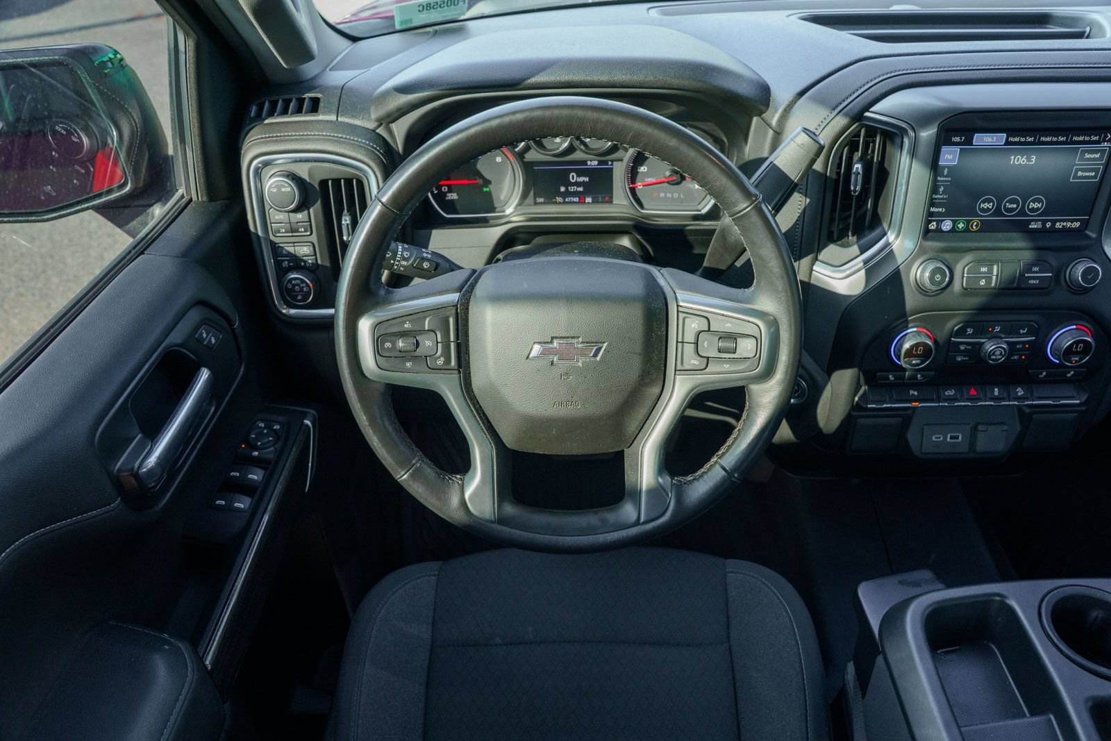 Used 2022 Chevrolet Silverado 1500 RST AWD/4WD image 24