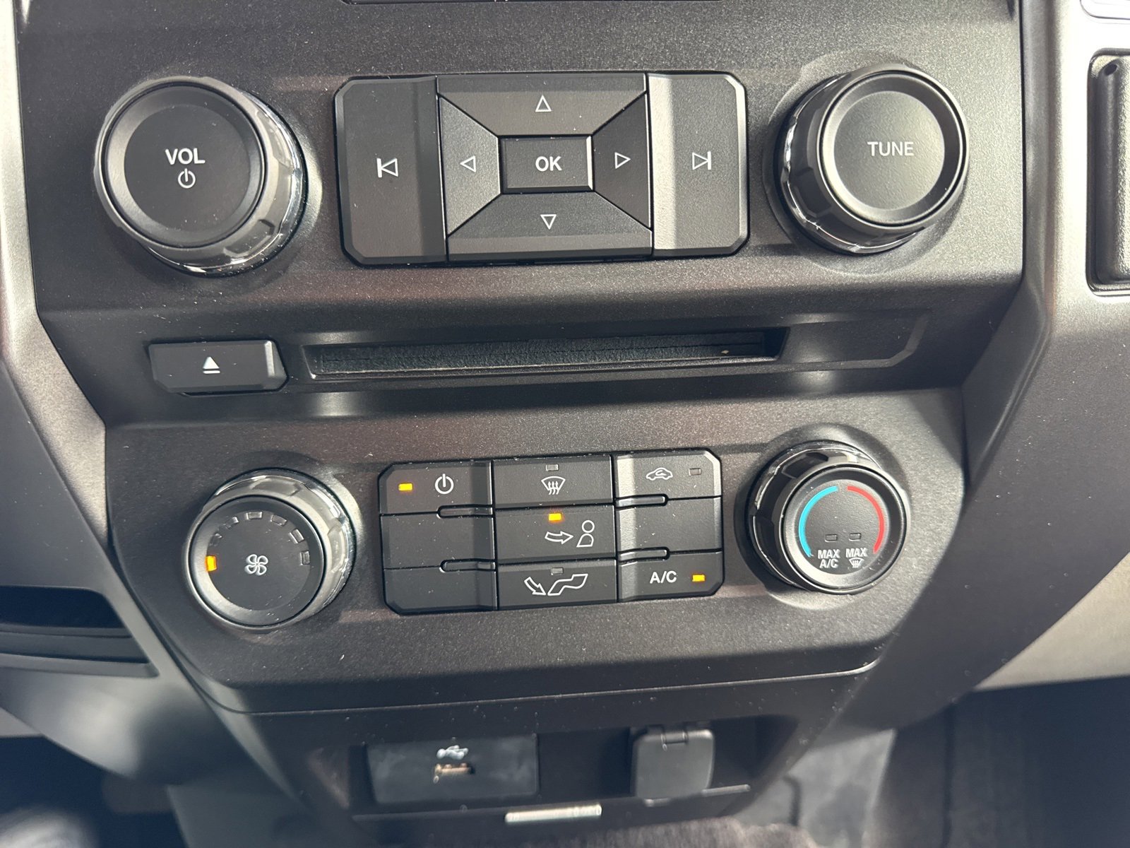 Certified 2017 Ford F150 XLT w/ XTR Package image 32