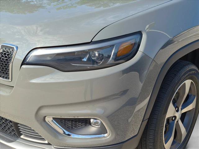 Used 2020 Jeep Cherokee Limited AWD/4WD image 13