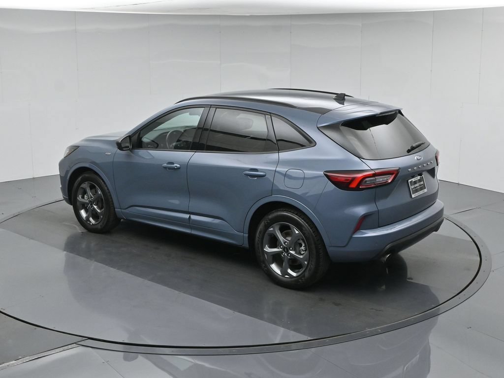 Certified 2024 Ford Escape ST-Line w/ Tech Pack #1 FWD image 40