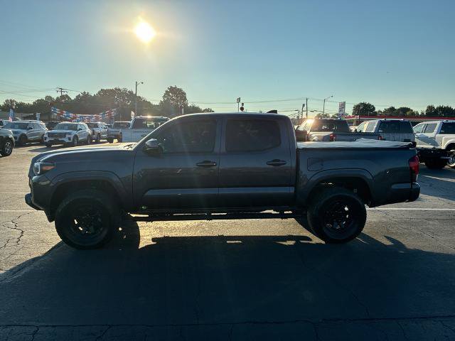 Used 2023 Toyota Tacoma SR AWD/4WD image 8