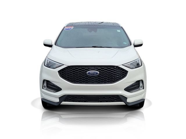Certified 2024 Ford Edge ST-Line AWD/4WD image 2