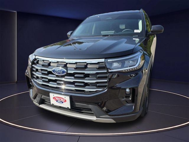 Certified 2026 Ford Explorer Active w/ Active Comfort Package RWD image 9