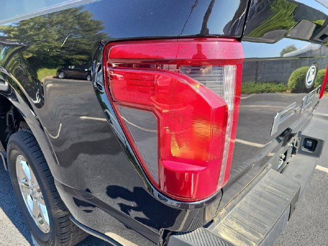 Certified 2025 Ford F150 XLT w/ Equipment Group 301A Standard RWD image 35