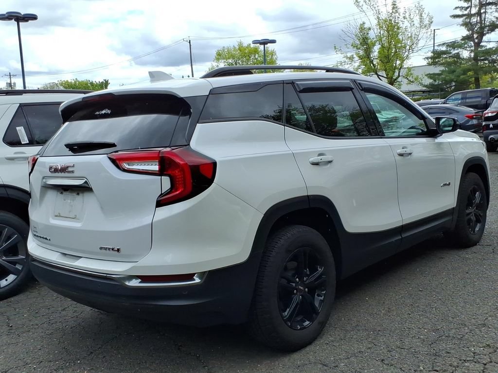 Used 2023 GMC Terrain AT4 w/ Tech Package AWD/4WD image 5