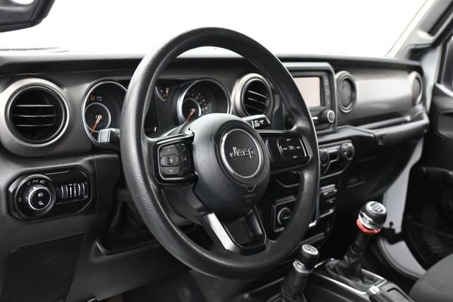 Used 2020 Jeep Gladiator Sport AWD/4WD image 15