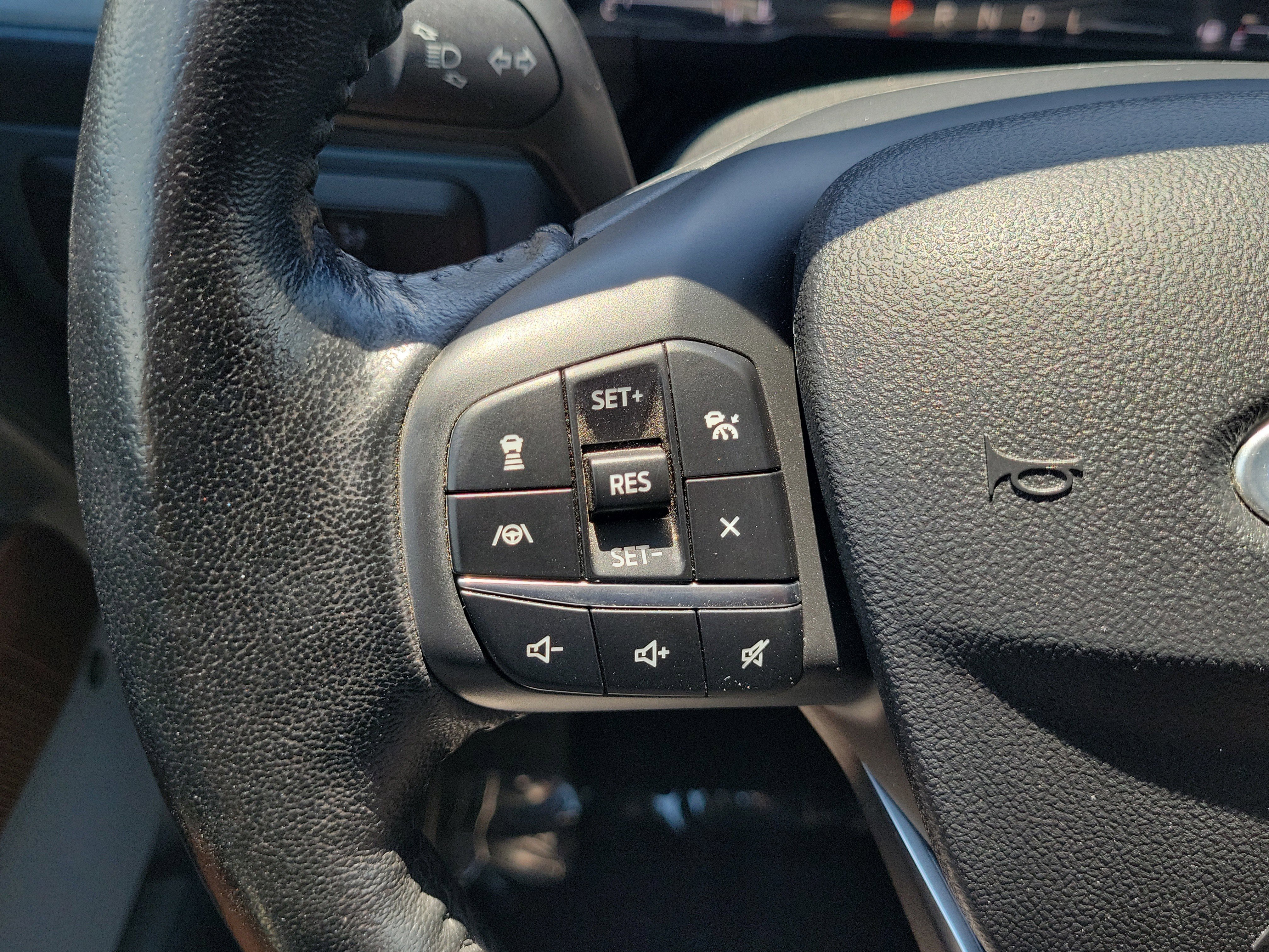 Certified 2022 Ford Maverick Lariat w/ Lariat Luxury Package AWD/4WD image 24