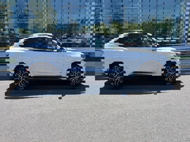 Certified 2025 Ford Mustang Mach-E Premium image 6