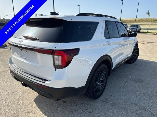 Certified 2025 Ford Explorer ST-Line w/ Premium Package RWD image 12