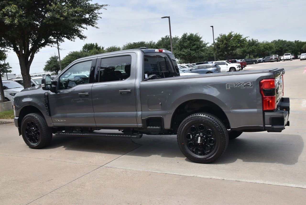 Certified 2025 Ford F250 Lariat w/ Black Appearance Package AWD/4WD image 11