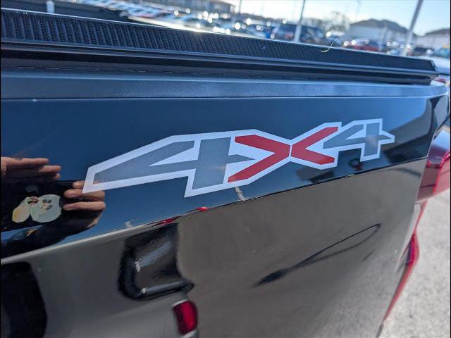 Used 2022 Chevrolet Silverado 1500 LT w/ Protection Package image 17