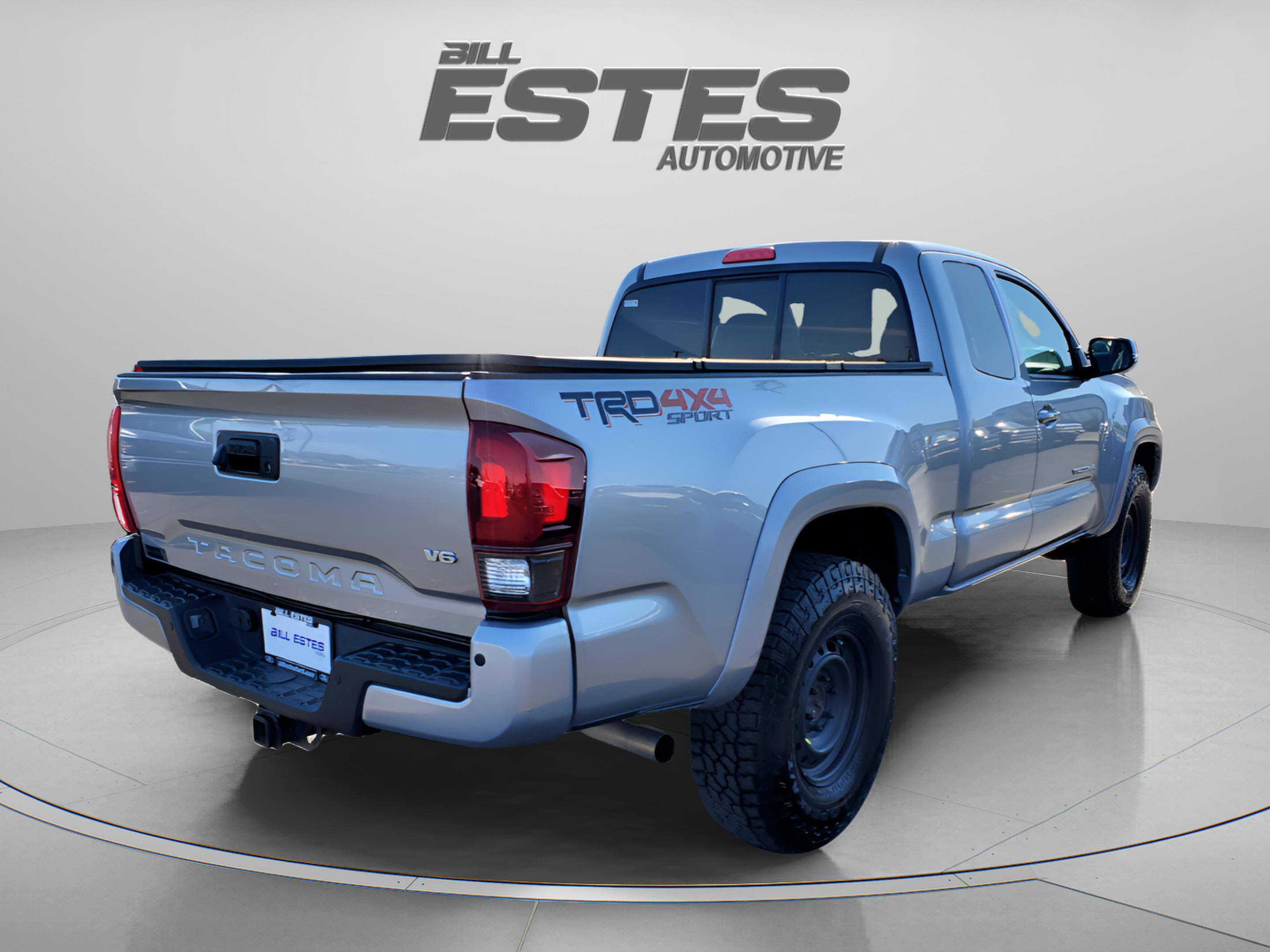 Used 2019 Toyota Tacoma TRD Sport w/ Technology Package AWD/4WD image 4
