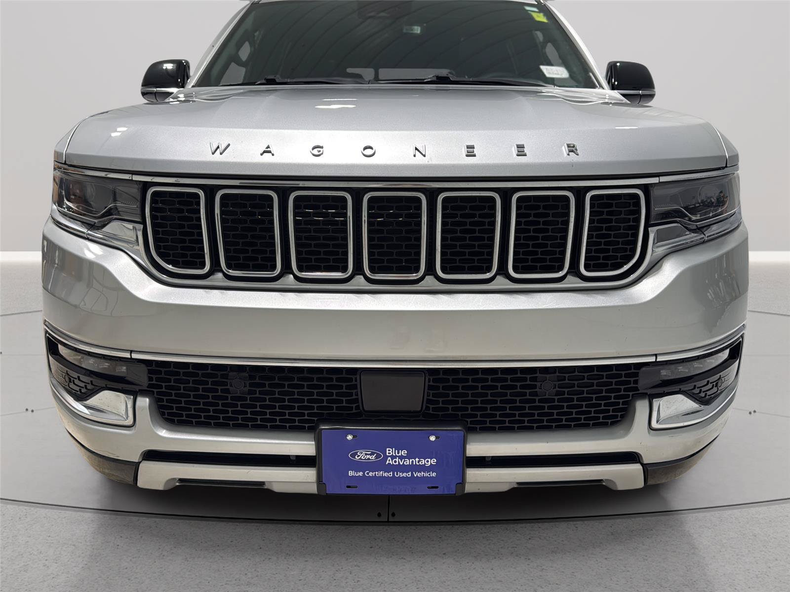 Used 2023 Jeep Wagoneer Series II w/ Premium Group I AWD/4WD image 9