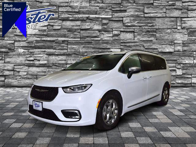 Used 2023 Chrysler Pacifica Limited image 1