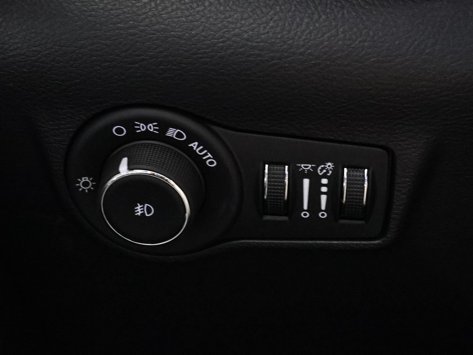 Used 2024 Jeep Compass Limited AWD/4WD image 31