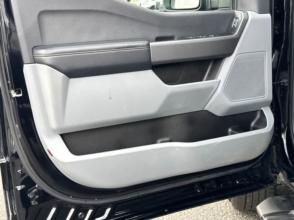 Certified 2025 Ford F250 XLT AWD/4WD image 10