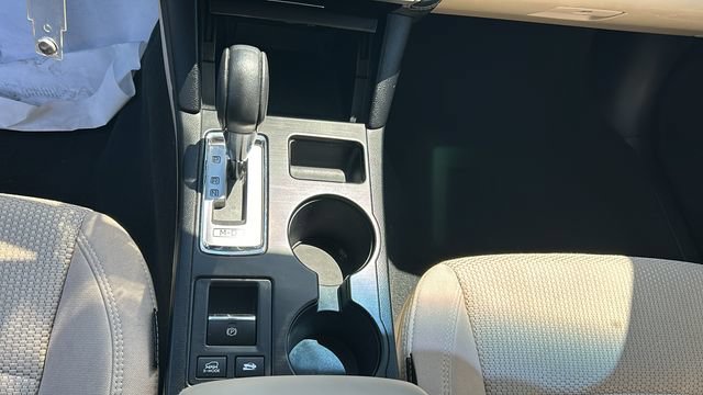 Used 2018 Subaru Outback 2.5i Premium AWD/4WD image 25