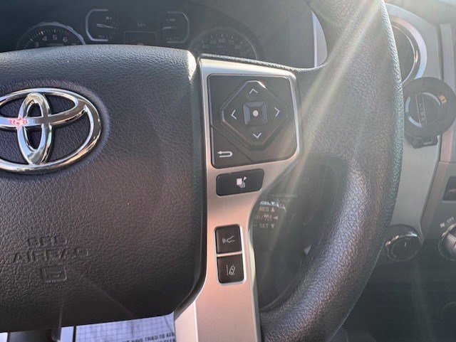 Used 2018 Toyota Tundra SR5 w/ SR5 Upgrade Package AWD/4WD image 17