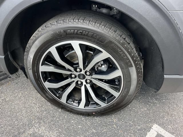 Certified 2024 Ford Explorer ST AWD/4WD image 11