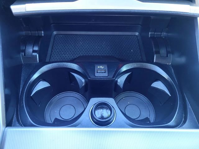 Used 2022 BMW 330i Sedan w/ M Sport Package image 19