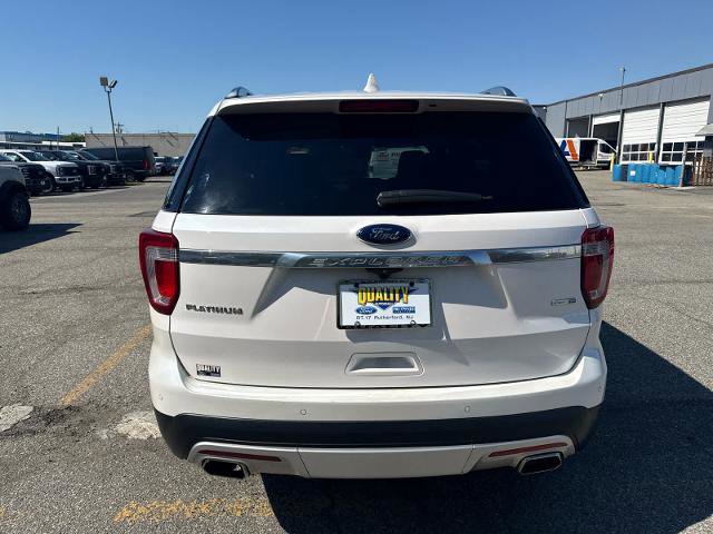 Certified 2017 Ford Explorer Platinum AWD/4WD image 5