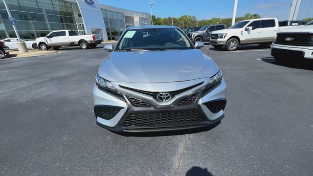 Used 2022 Toyota Camry SE FWD image 10
