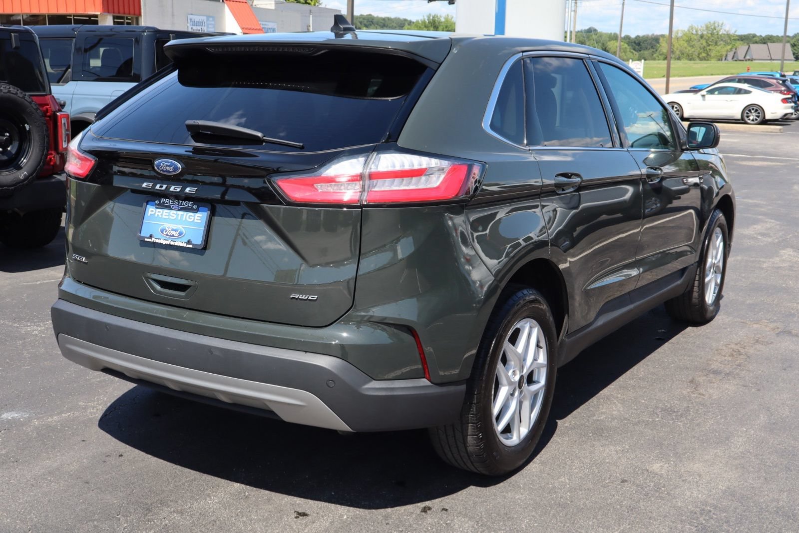 Certified 2024 Ford Edge SEL w/ Cargo Accessory Package AWD/4WD image 7