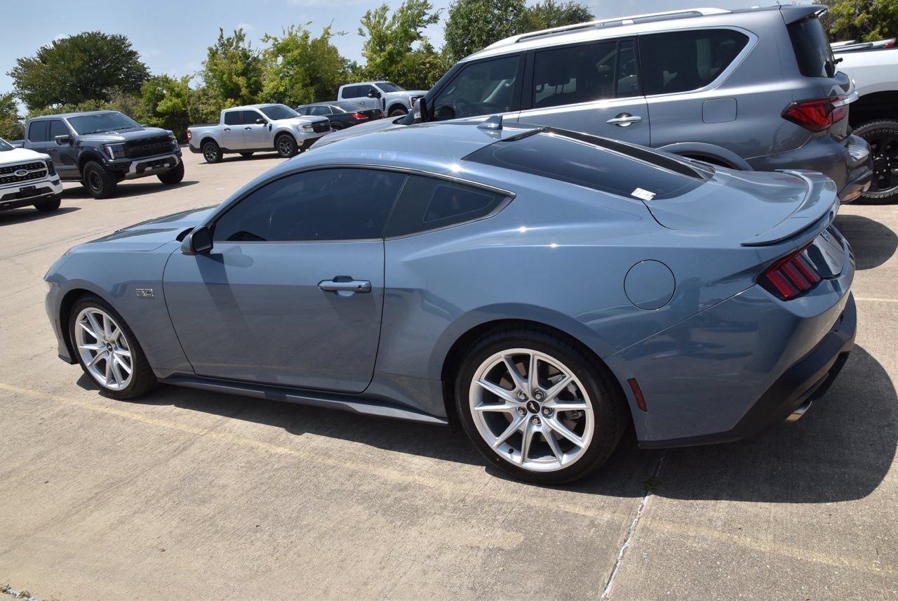 Certified 2024 Ford Mustang GT Premium RWD image 9