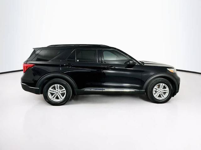 Certified 2023 Ford Explorer XLT RWD image 26