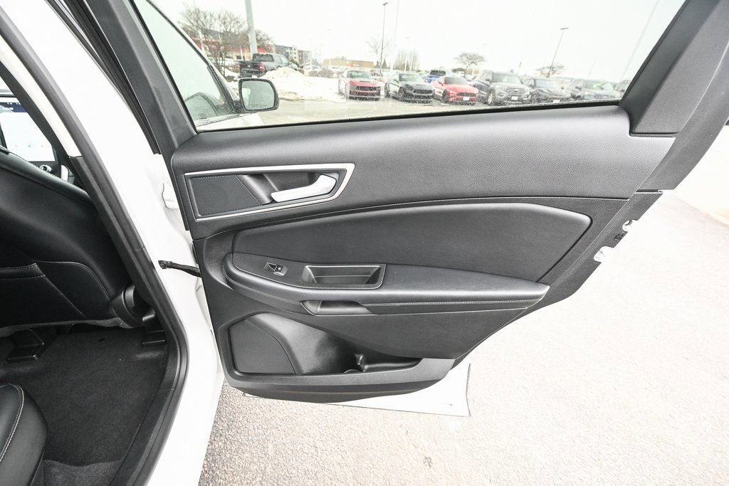 Certified 2024 Ford Edge SEL w/ Convenience Package image 33