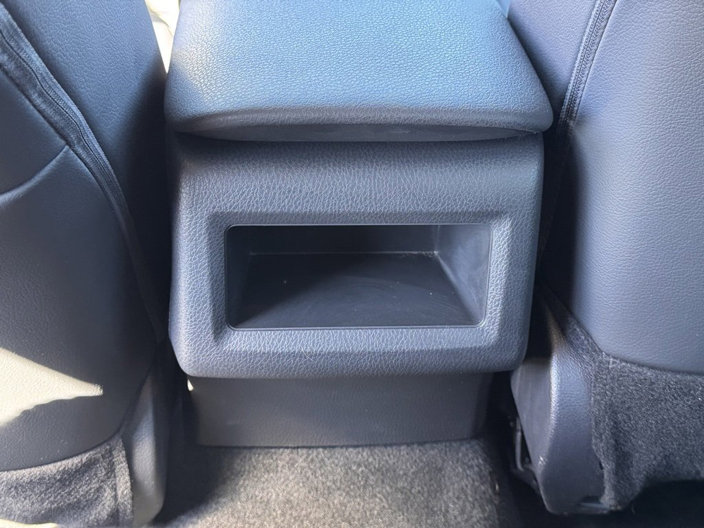 Used 2024 Toyota Camry SE image 29