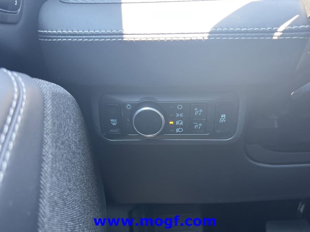 Certified 2023 Ford Mustang Mach-E Premium AWD/4WD image 14
