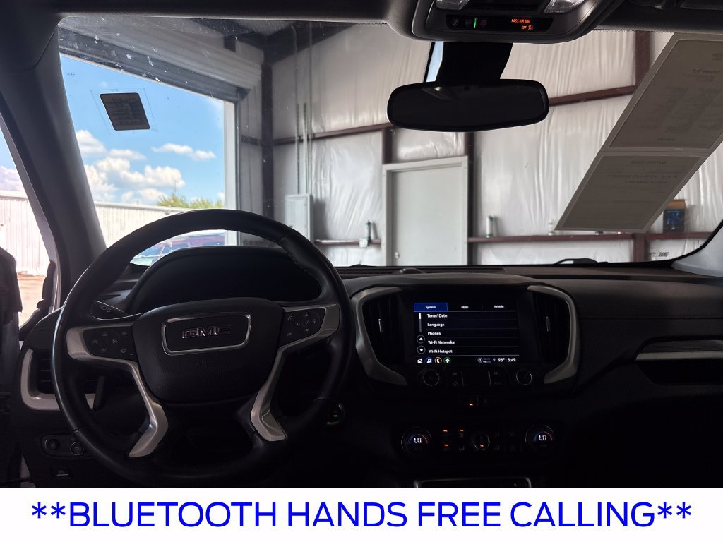 Used 2024 GMC Terrain SLT AWD/4WD image 14