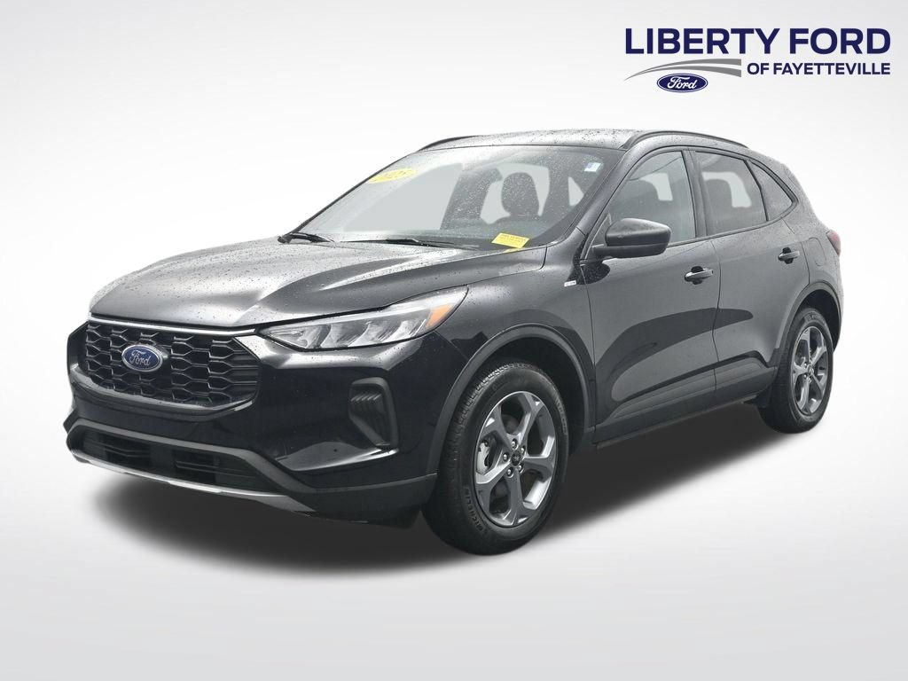 Certified 2025 Ford Escape ST-Line AWD/4WD image 1