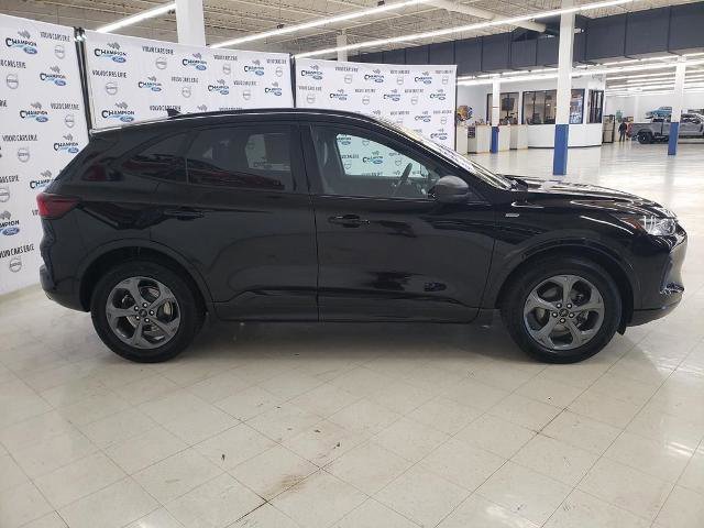 Certified 2023 Ford Escape ST-Line w/ Tech Pack #1 image 6