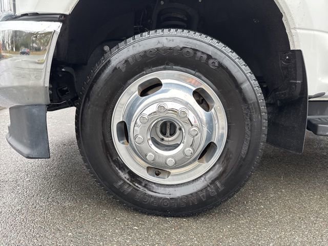 Certified 2022 Ford F350 Lariat w/ Chrome Package image 12