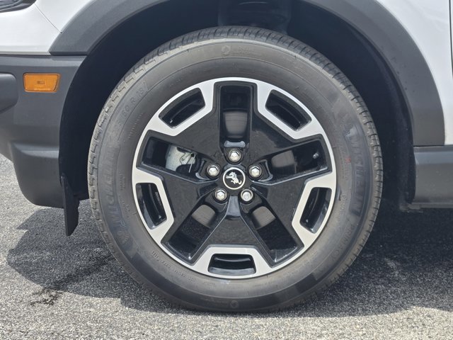Certified 2024 Ford Bronco Sport Outer Banks w/ Tech Package AWD/4WD image 11