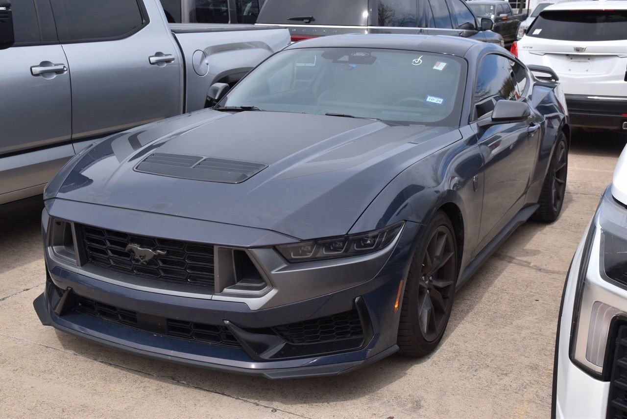 Certified 2024 Ford Mustang Dark Horse image 2