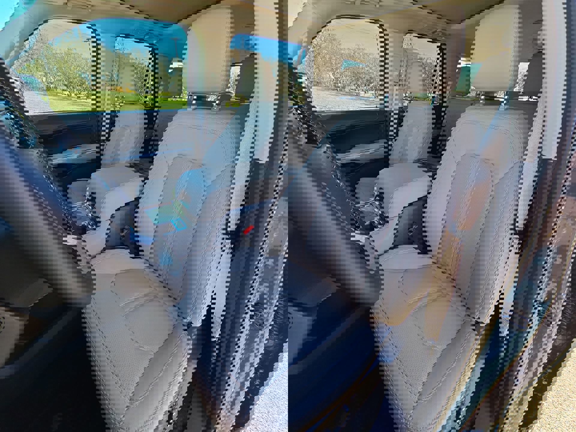 Certified 2022 Ford Expedition Limited image 11