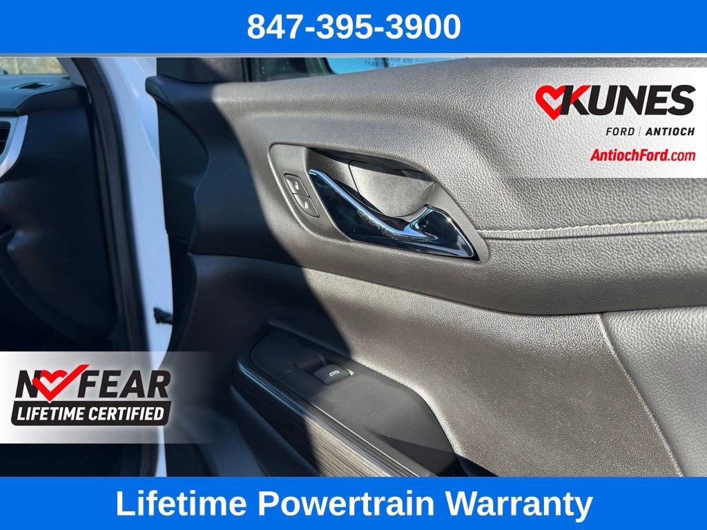 Used 2023 GMC Acadia SLT image 15